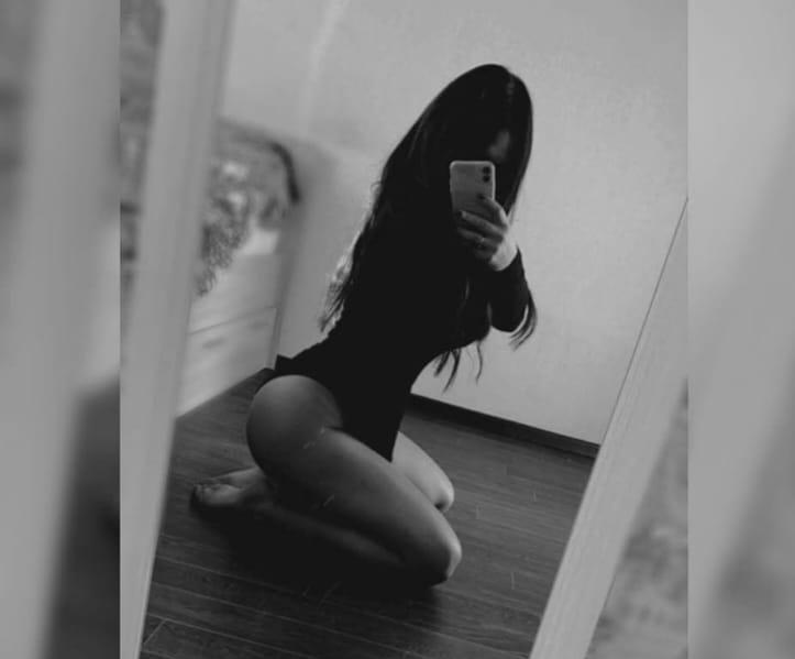 בראשון לציון אישה מדליקה
