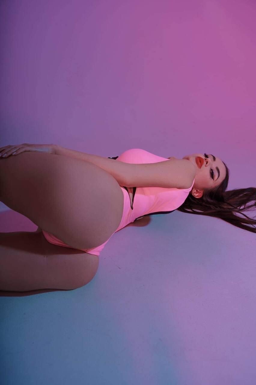 דיאנה- נערה vip נדירה – בירושלים