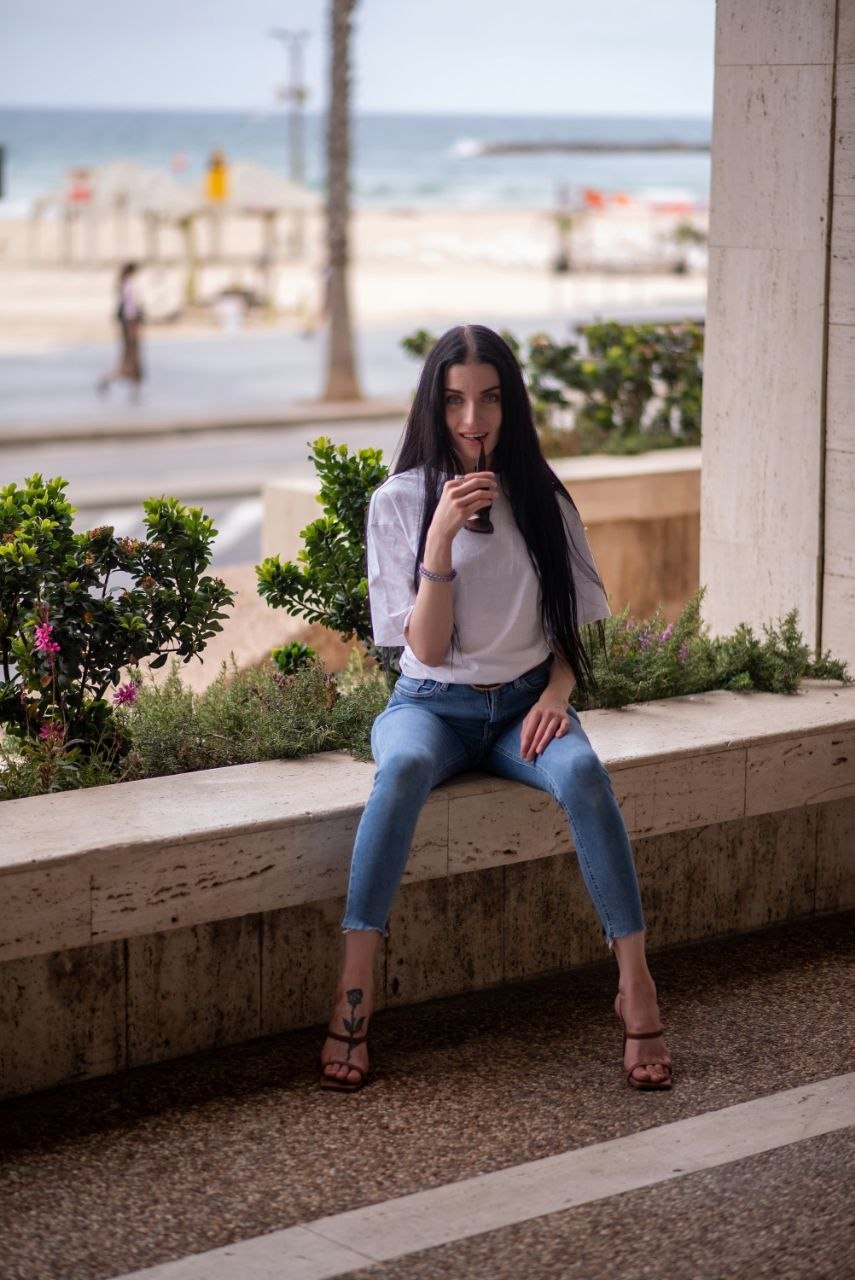 ליזה- בתל אביב- בת 25 מעסה מרגשת